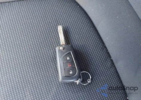 2025 Toyota Rav4 Le z USA, uszkodzony, nr VIN 2T3K1RFV1SW407367